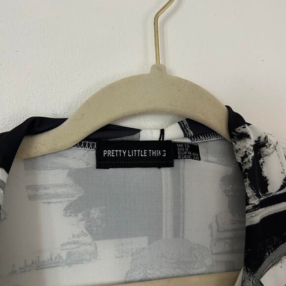 Black and White Pattern Print Button Up Top - Picture 3 of 4